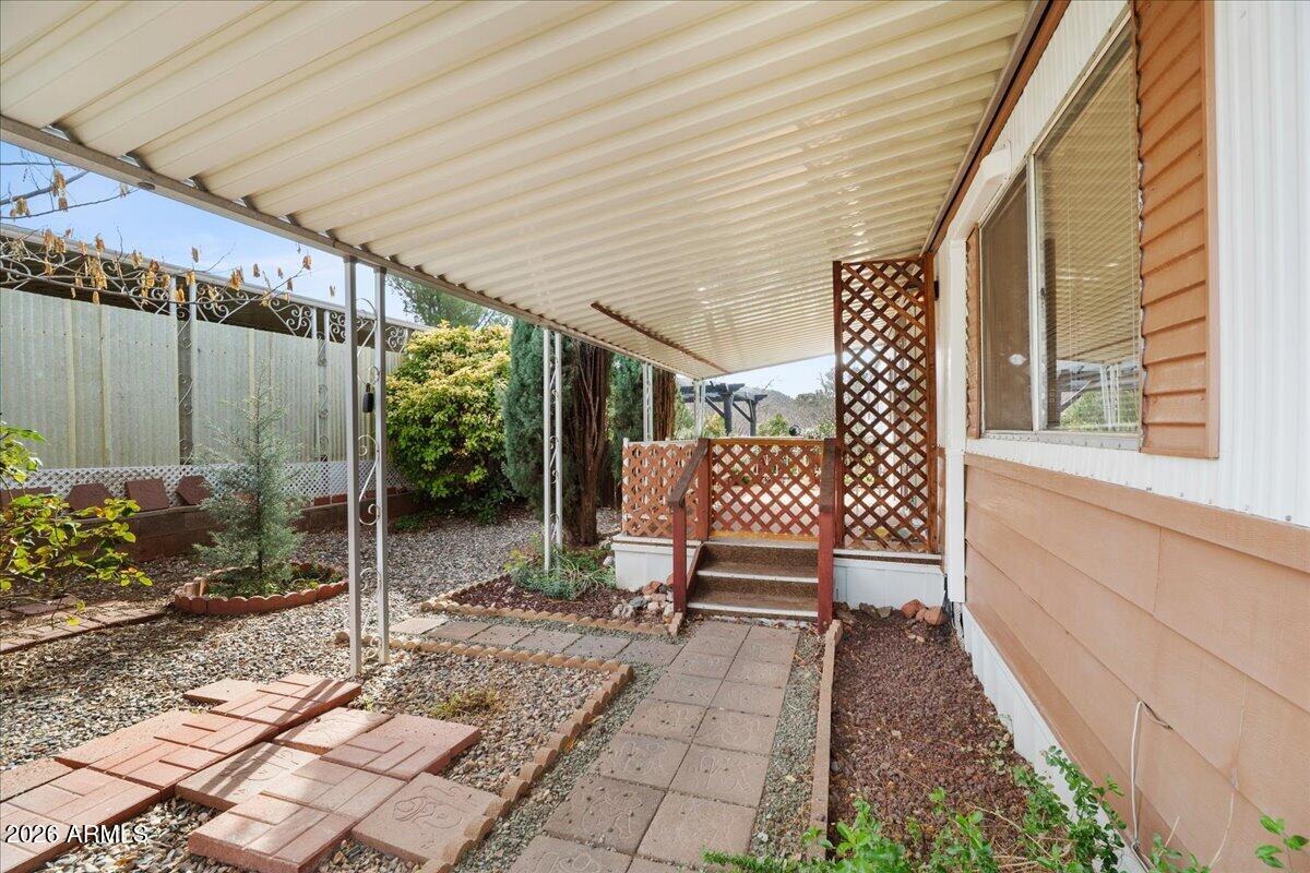 205 SUNSET Drive 100