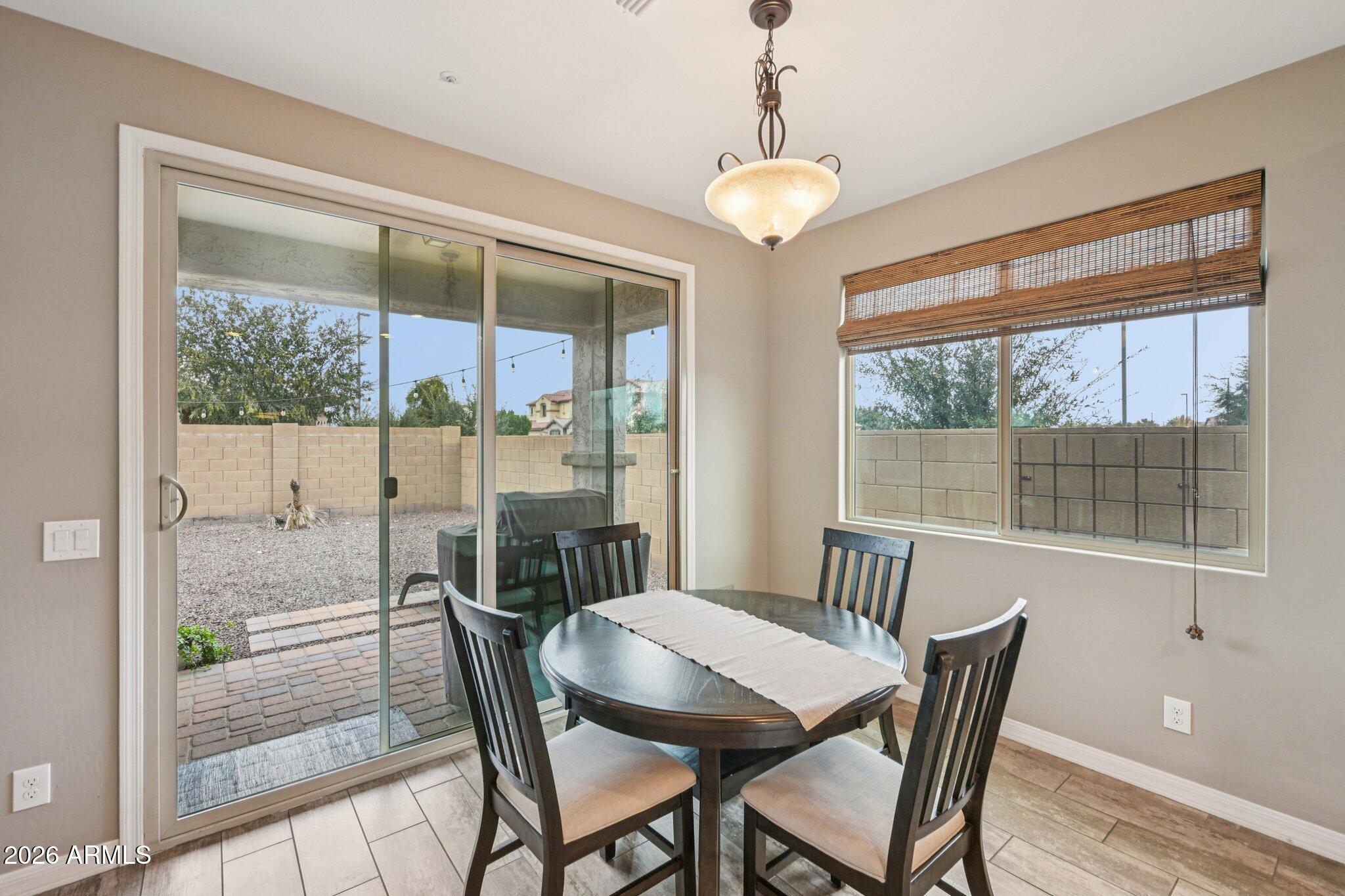 3716 E LODGEPOLE Drive