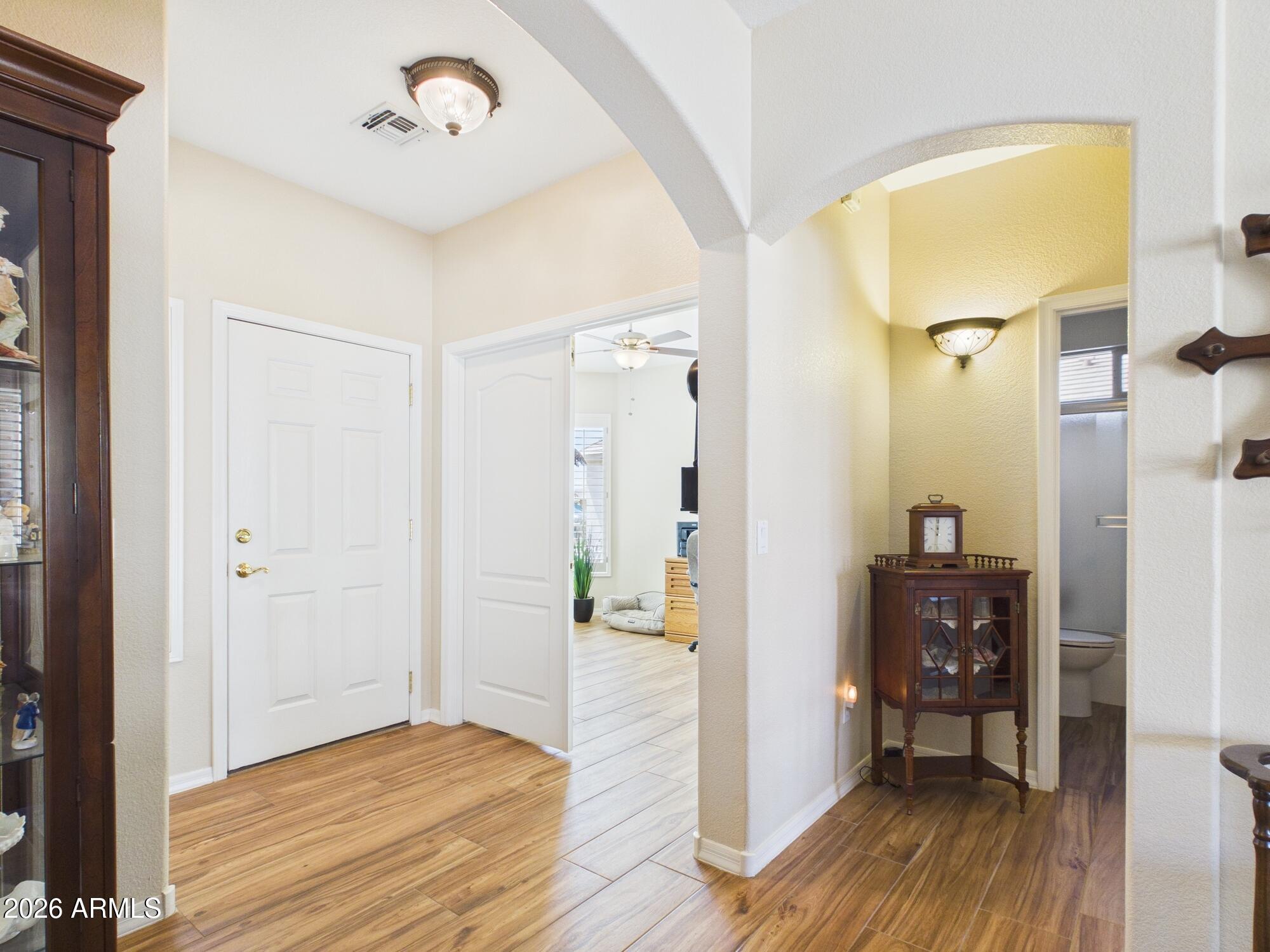 3752 E Westchester Drive