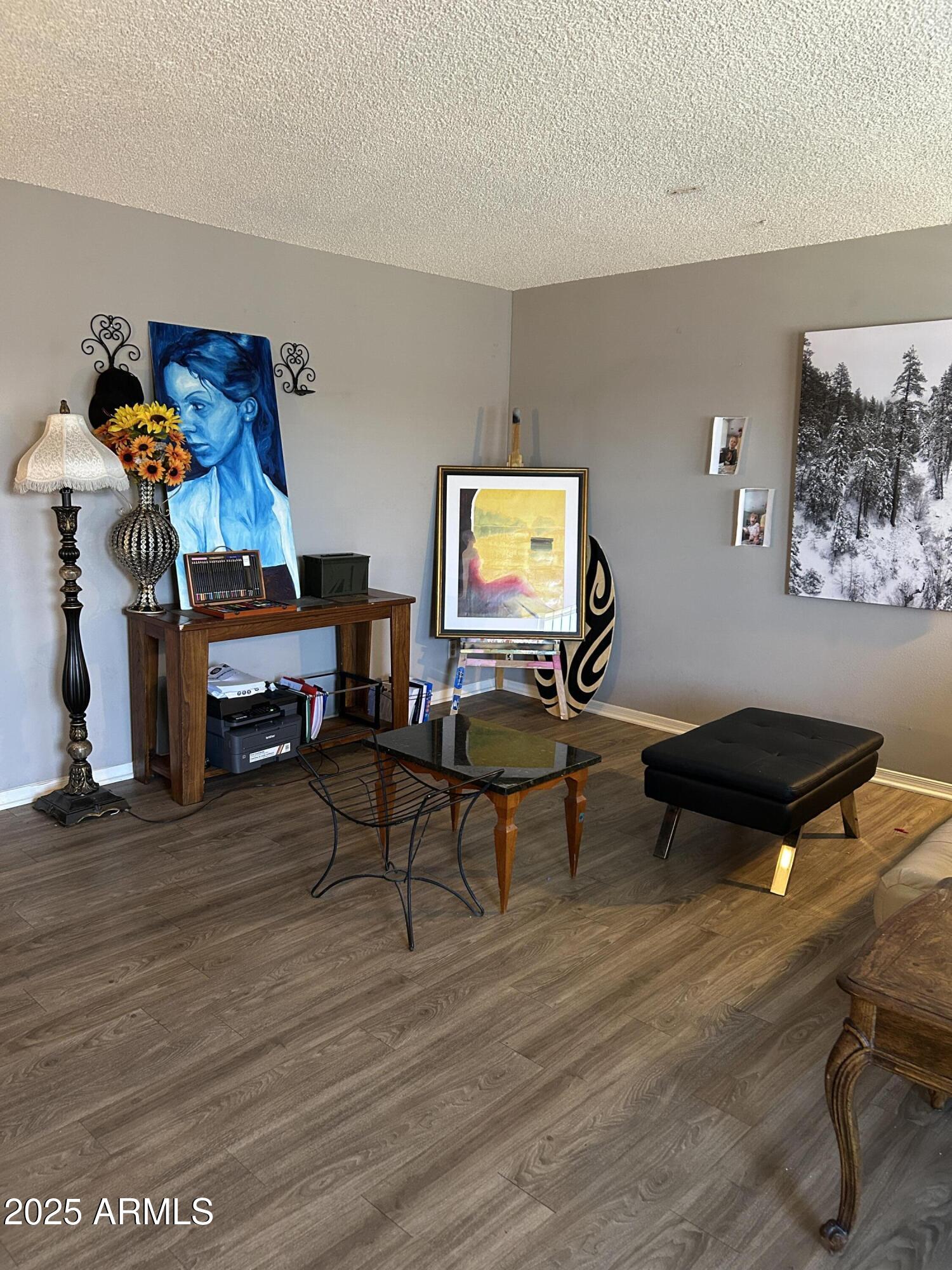 3230 E PINCHOT Avenue 32