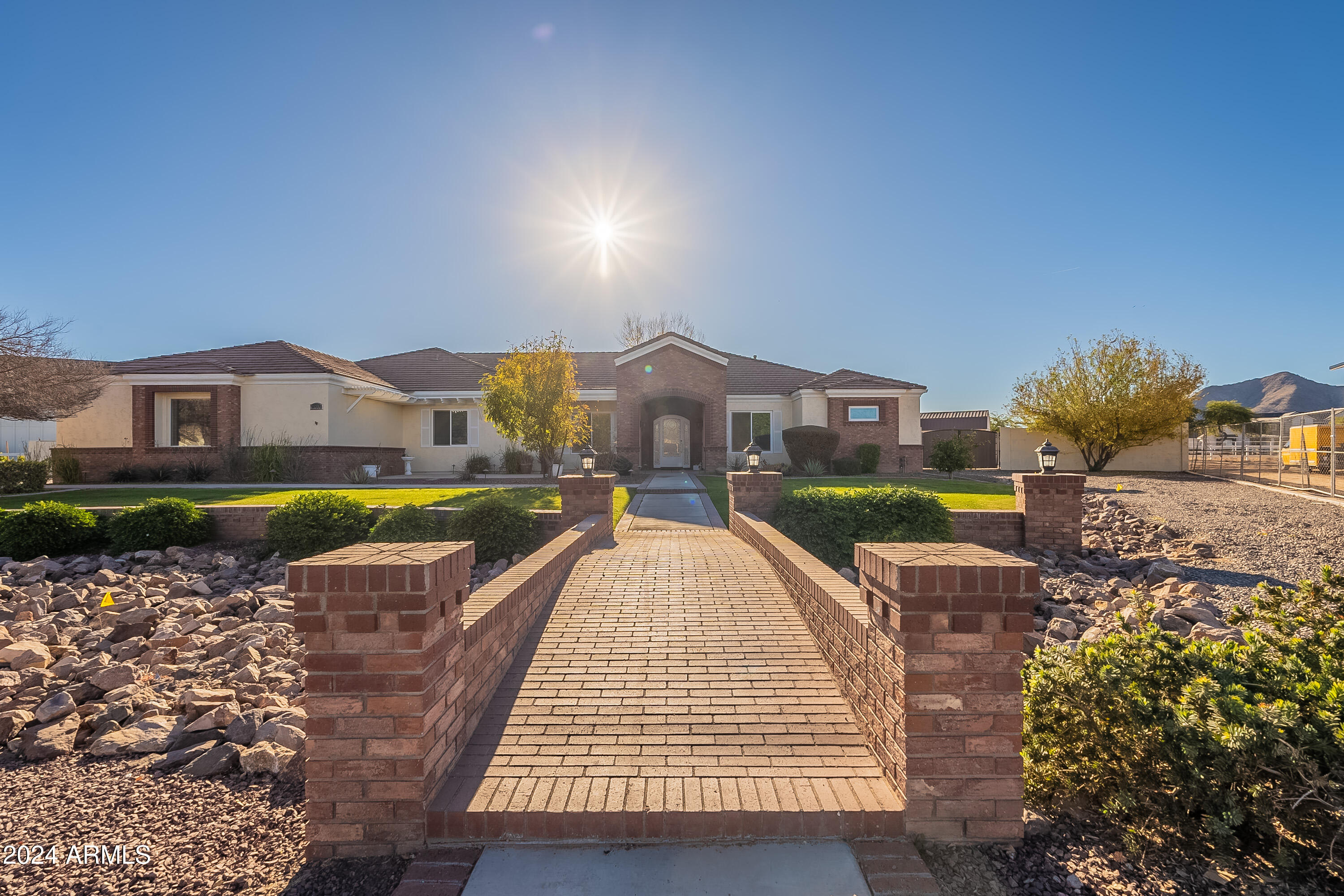21391 E Orchard Lane