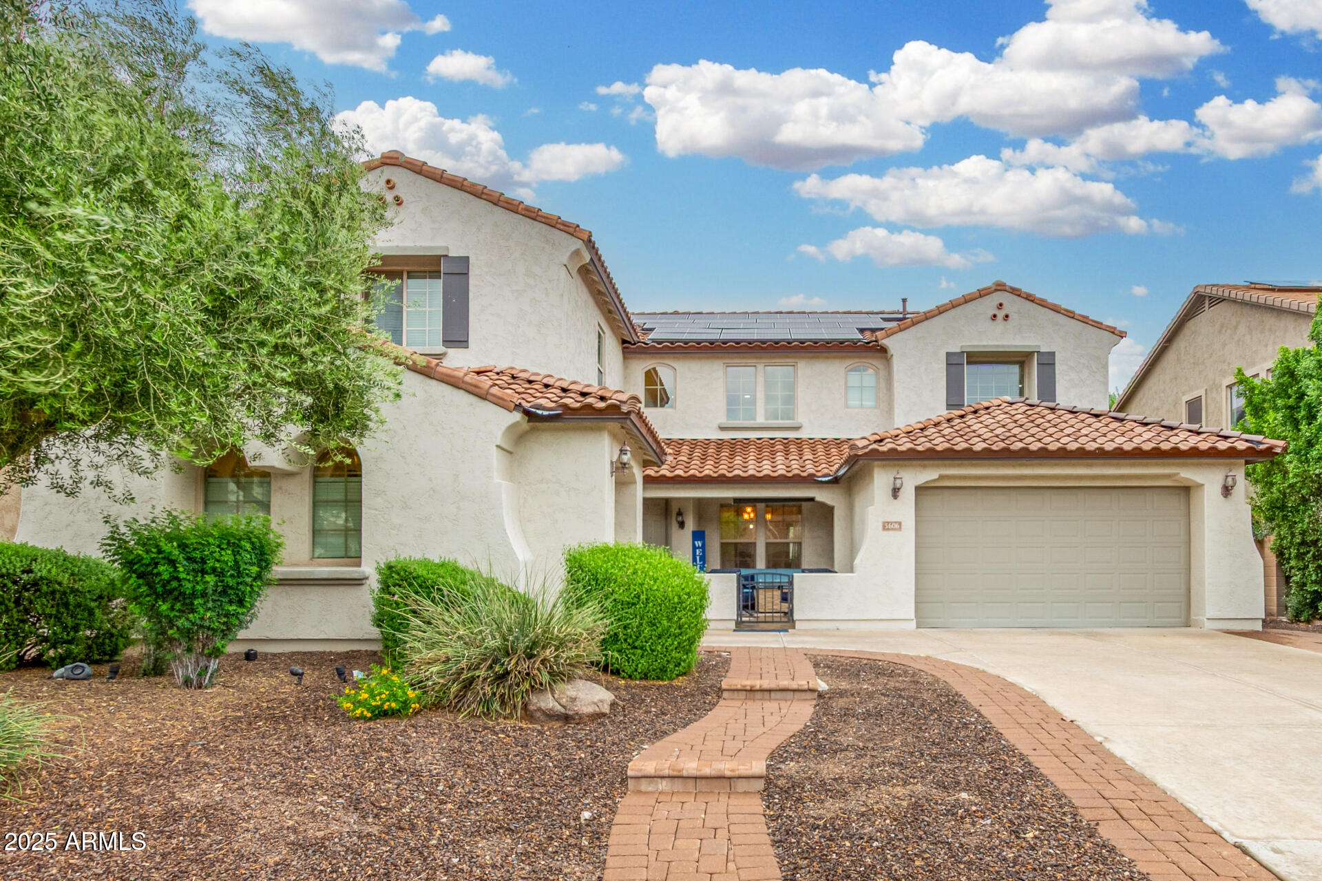 5606 W CAVEDALE Drive