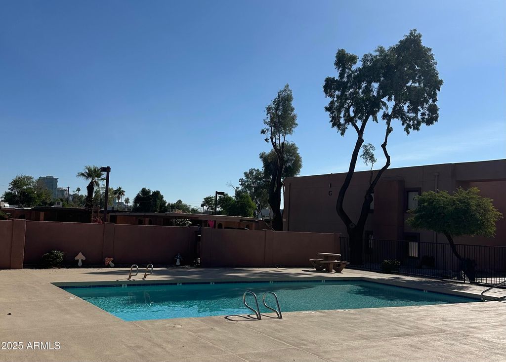 Photo of 330 S Beck Avenue #211, Tempe, AZ 85281 (MLS # 6946222)