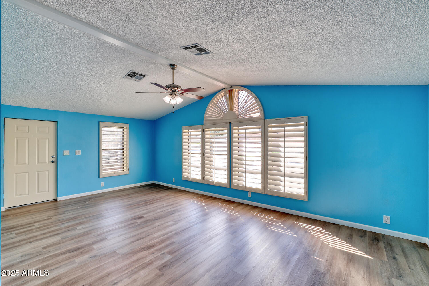 3901 E PINNACLE PEAK Road 339