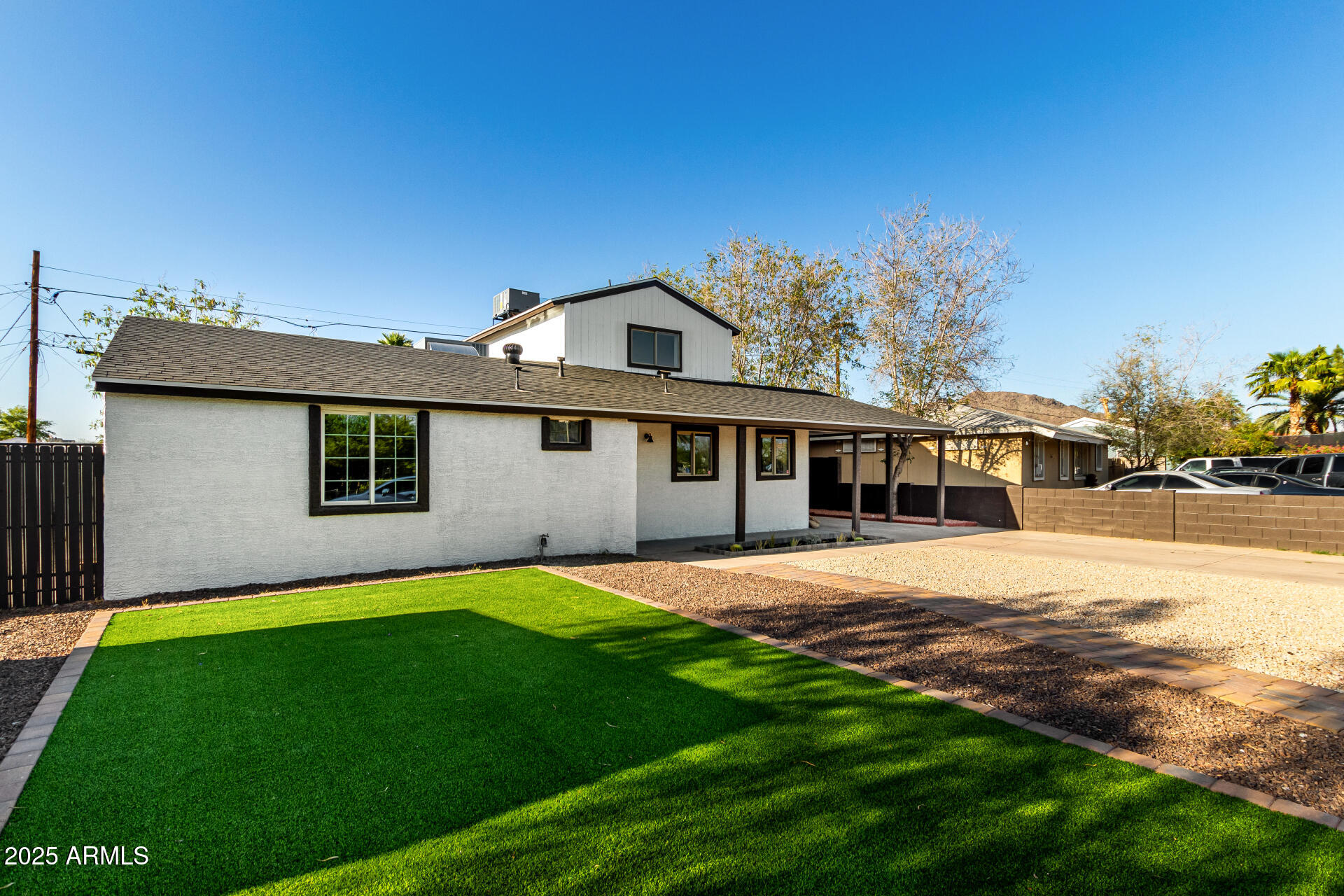 1644 W MOUNTAIN VIEW Road