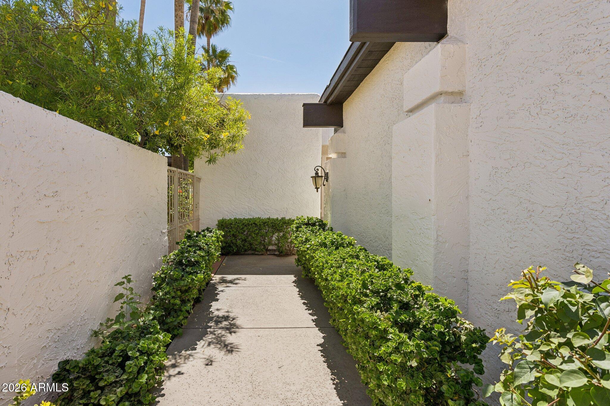 4438 E CAMELBACK Road 149