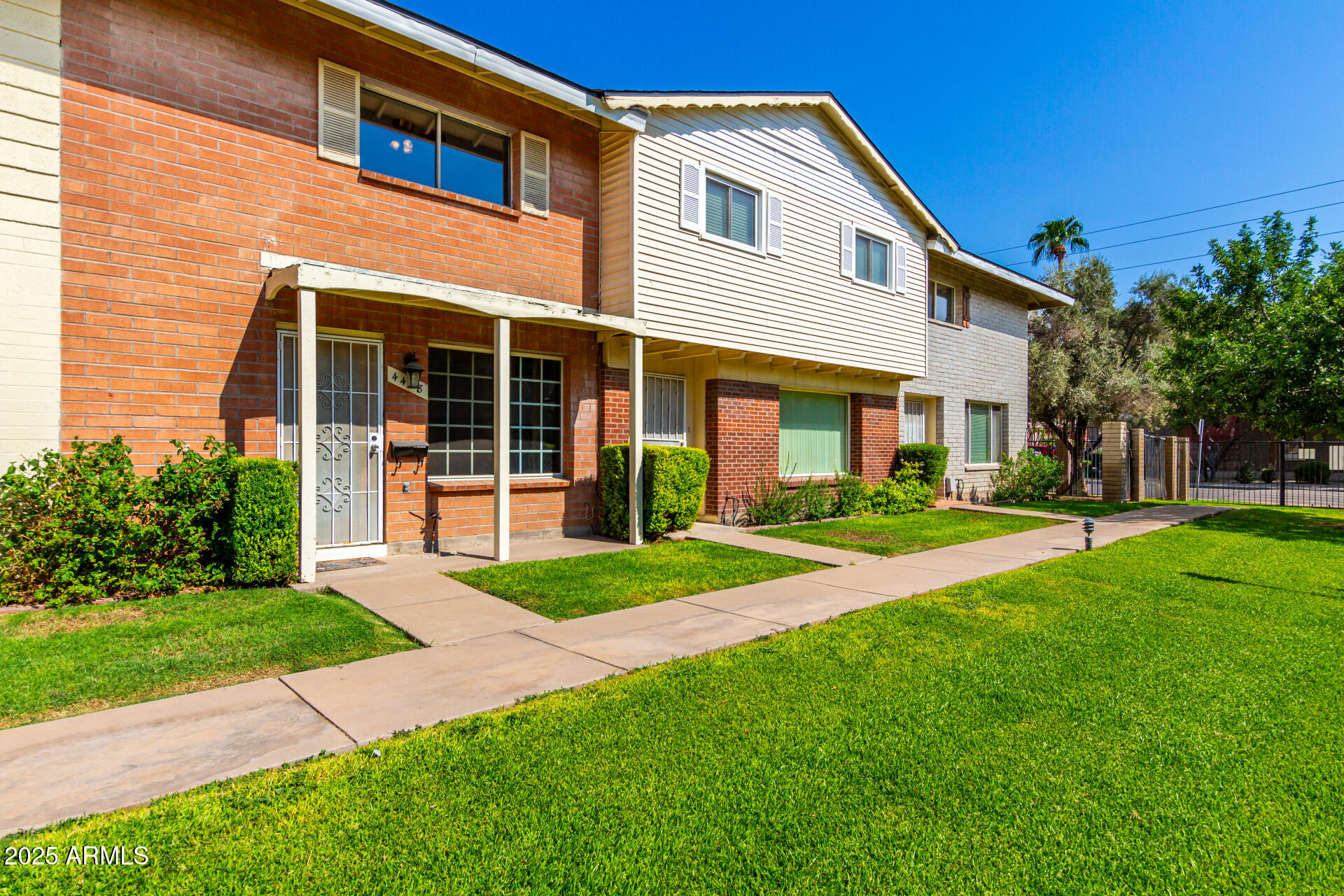 4438 E BELLEVIEW Street