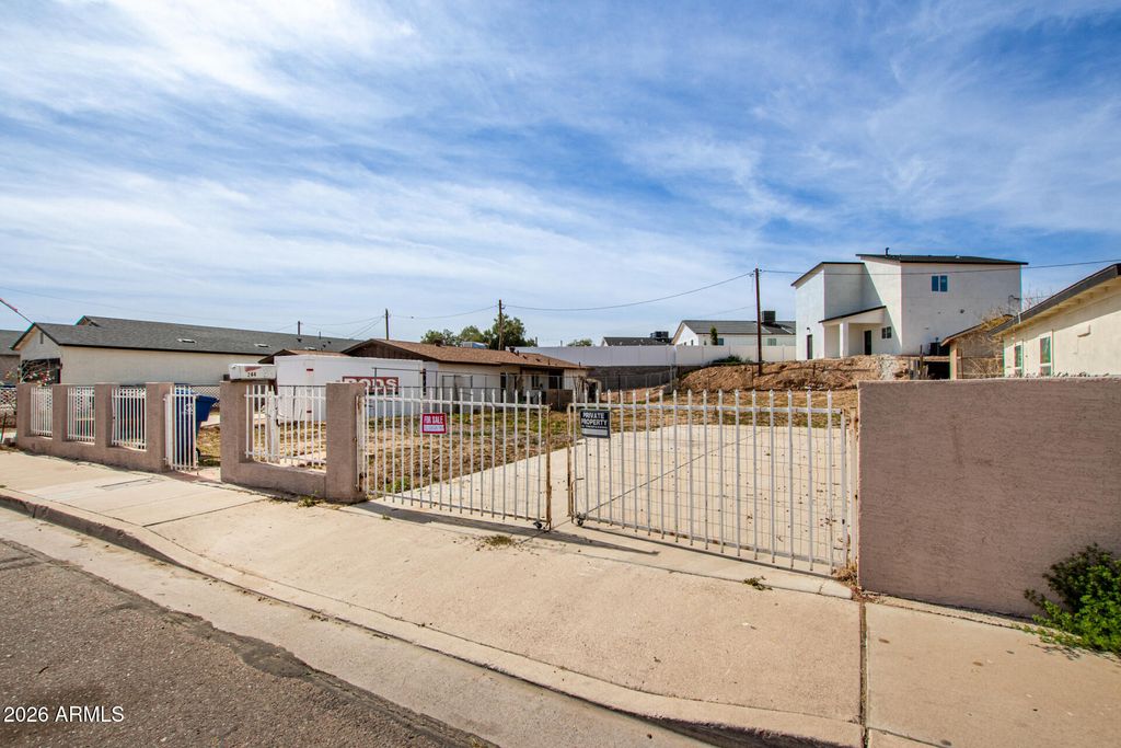 Photo of 244 S 7th Street #20, Avondale, AZ 85323 (MLS # 6990392)