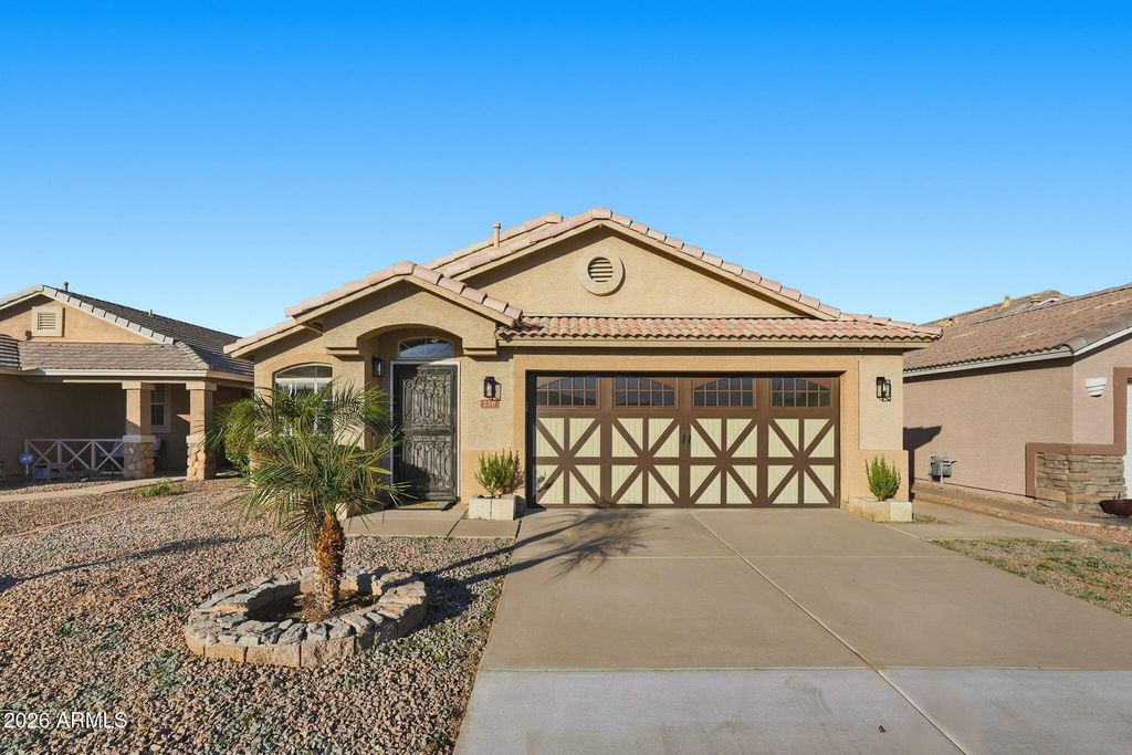 Photo of 238 N Hudson Place, Chandler, AZ 85225 (MLS # 6977731)