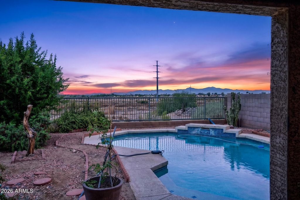 Photo of 1820 N 120th Drive, Avondale, AZ 85392 (MLS # 7021584)