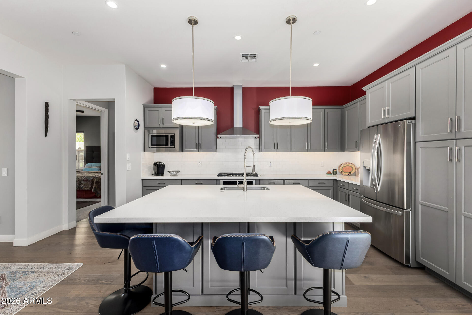 8712 E EASTWOOD Circle