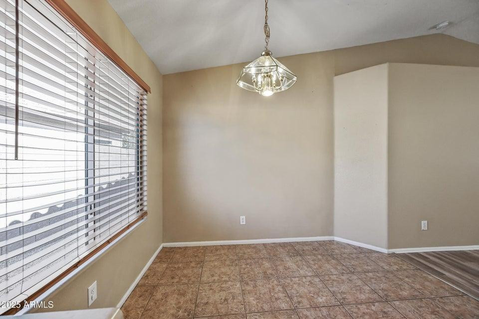 10930 W Wilshire Drive