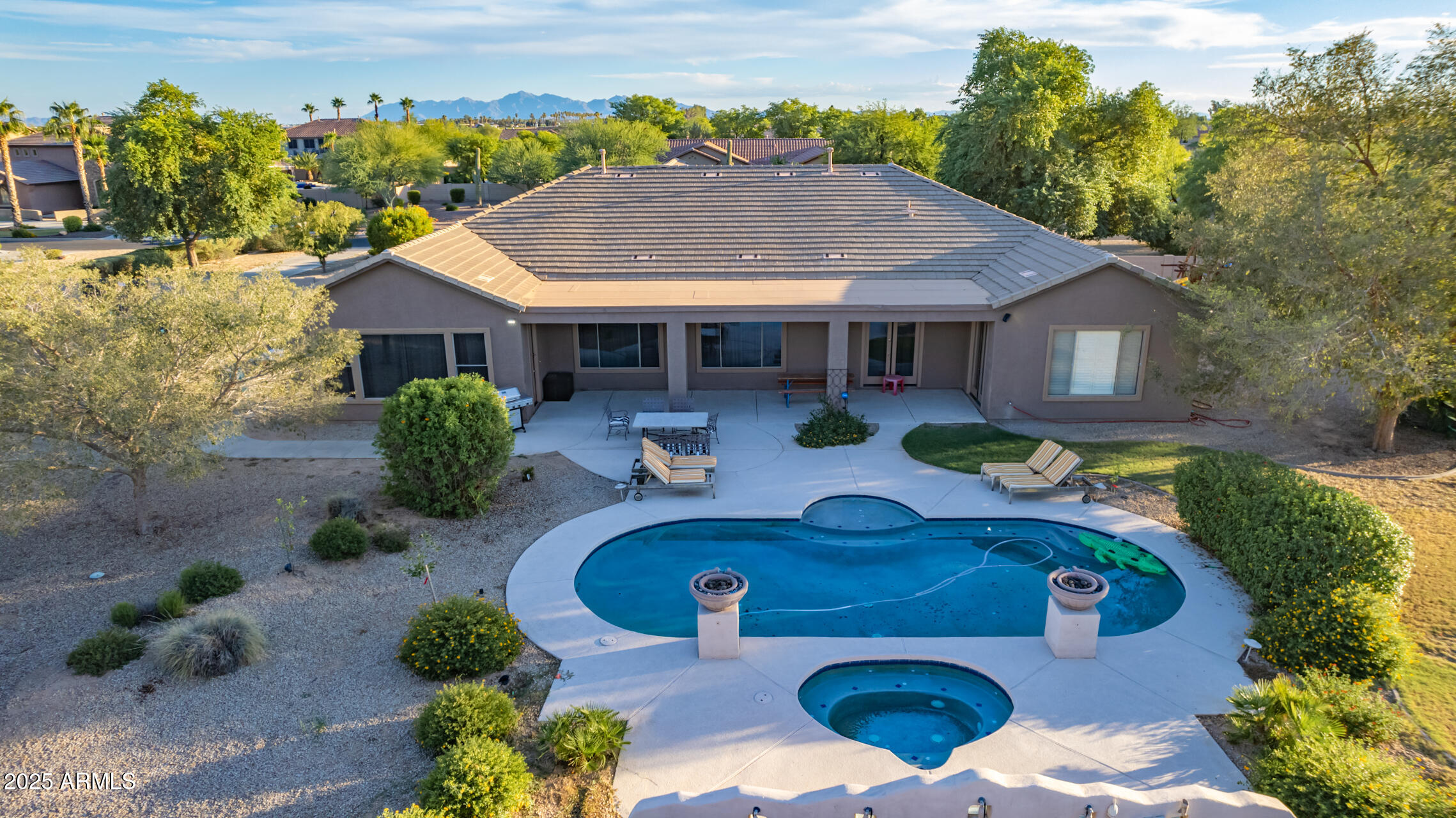 14022 W HOPE Drive