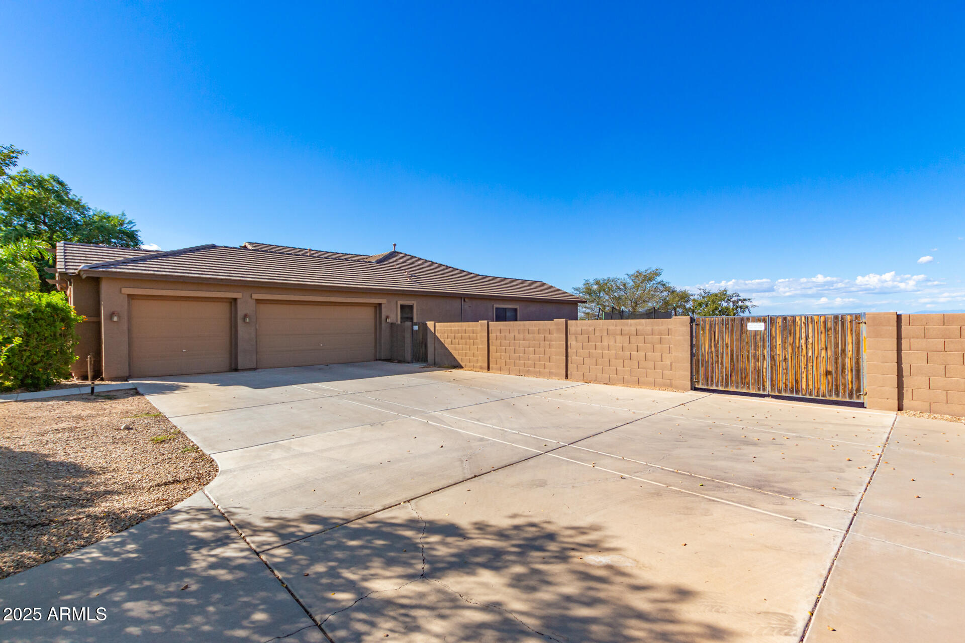 14022 W HOPE Drive