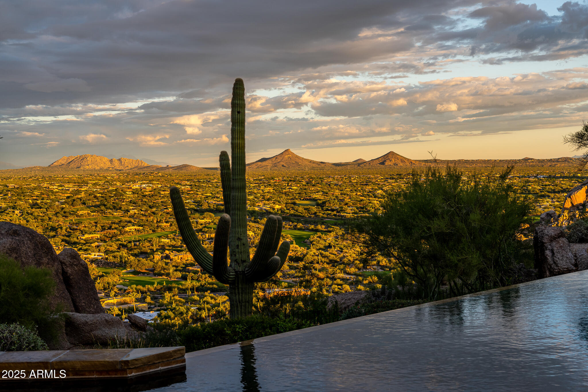 6964 E Stagecoach Pass