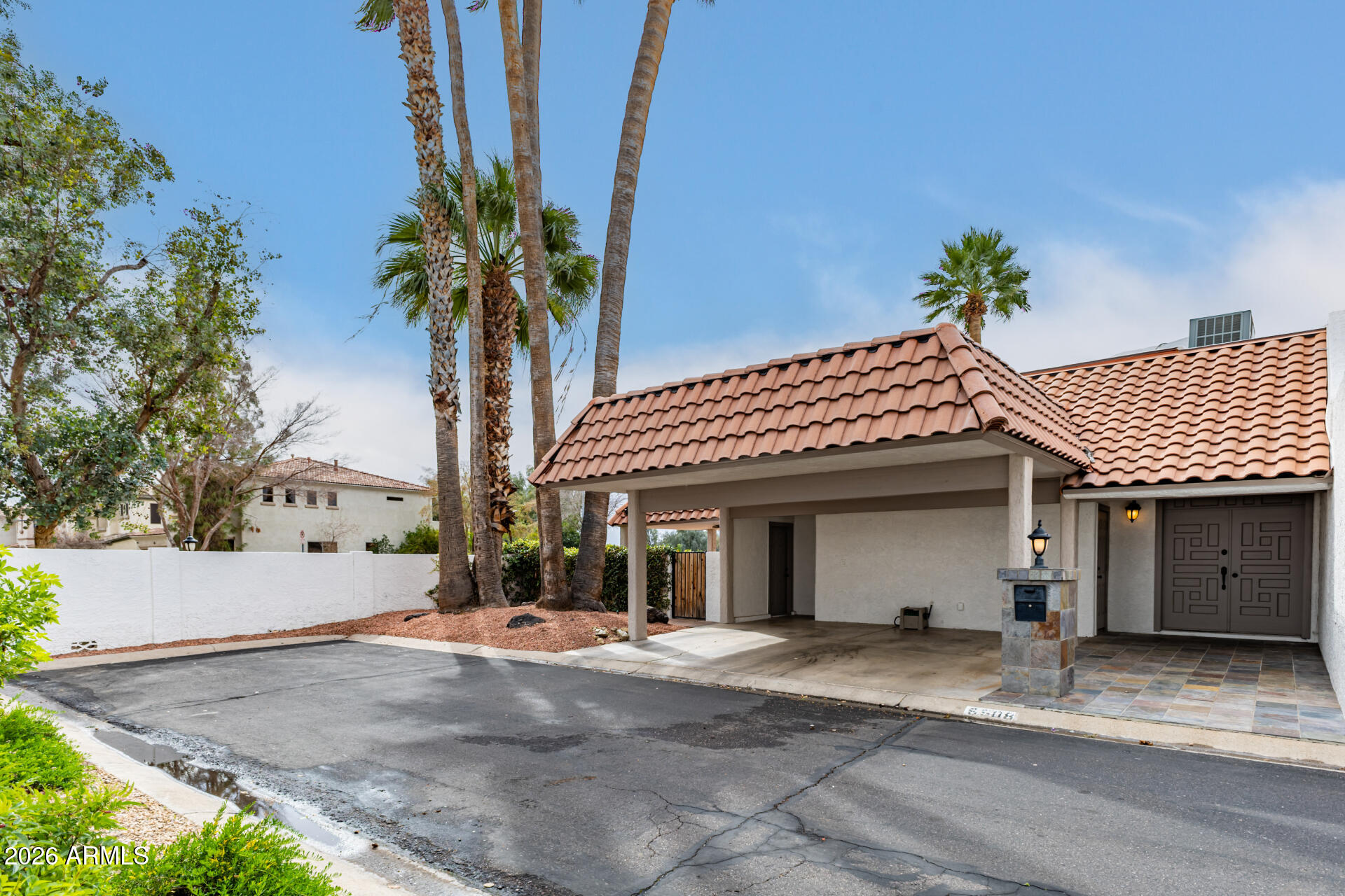 6508 N Maryland Circle