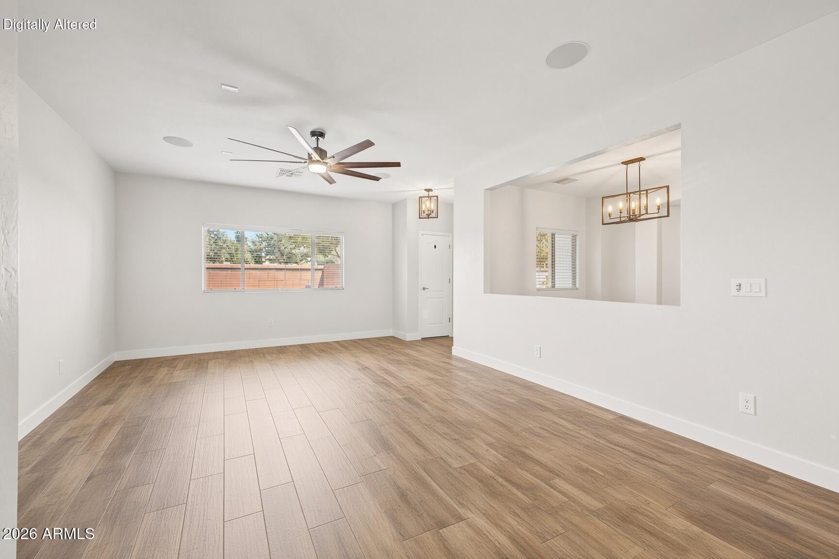 72 W DRAGON TREE Avenue