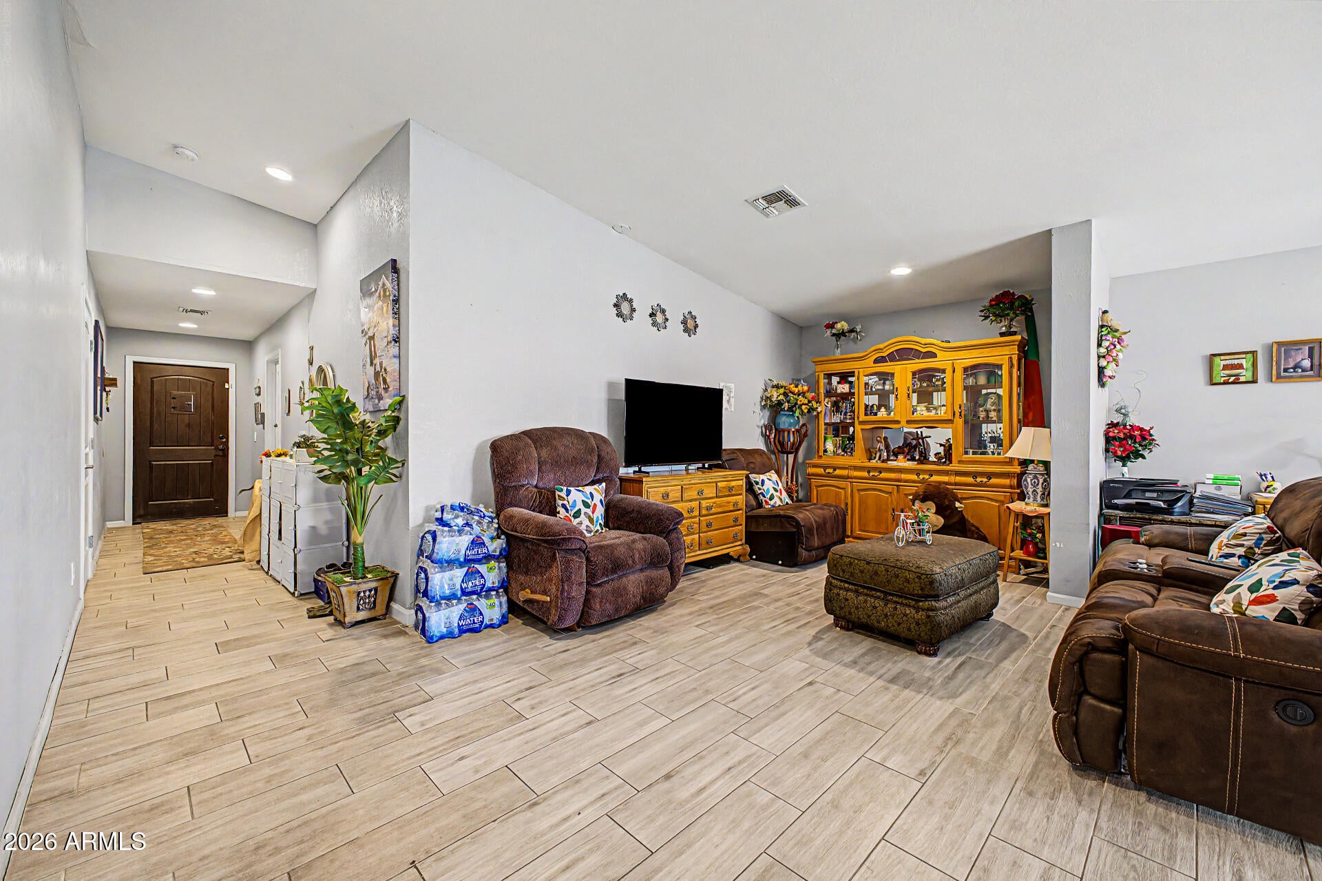 1939 E ENCINAS Lane