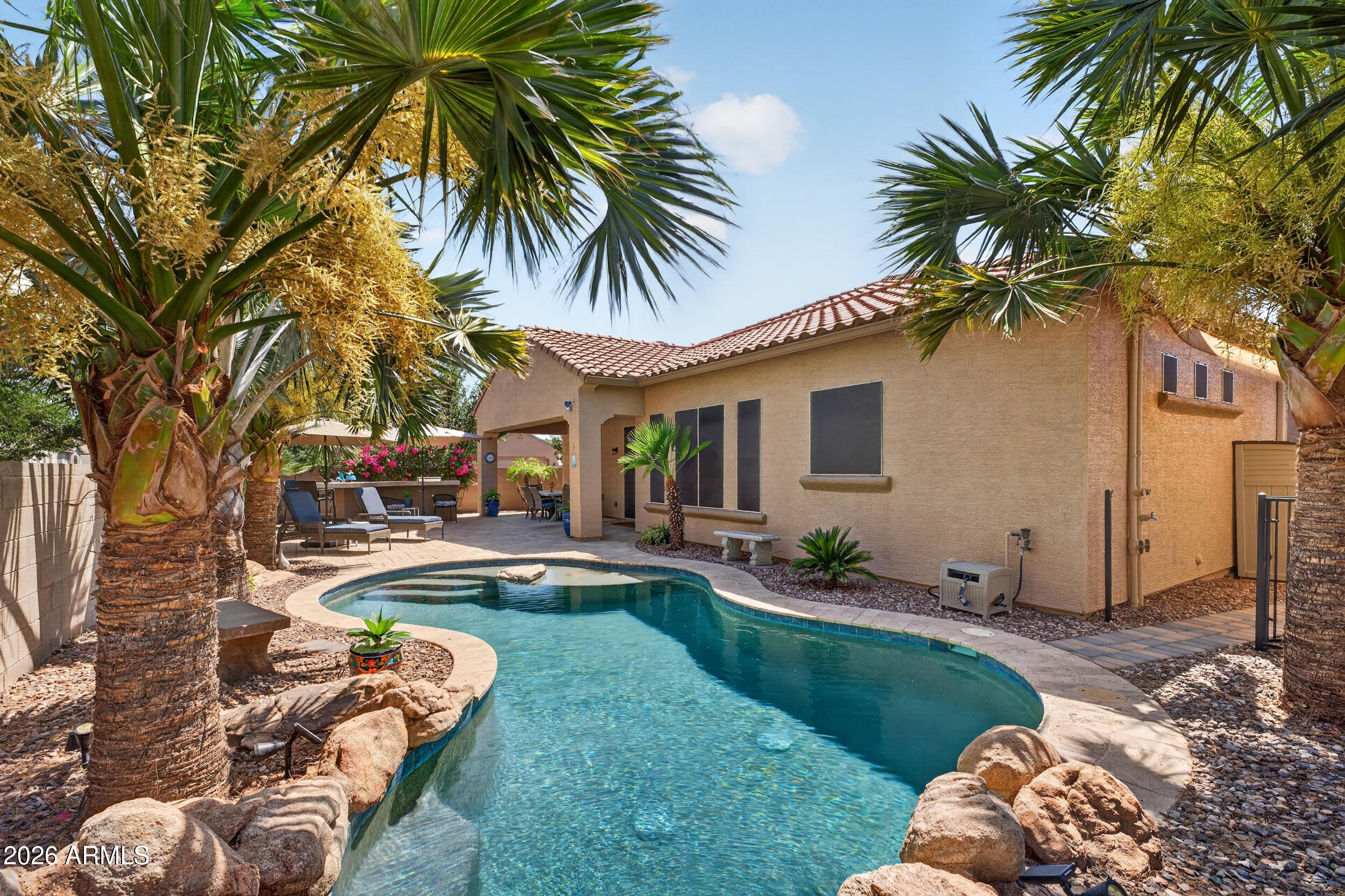 ARTESIAN RANCH - Residential