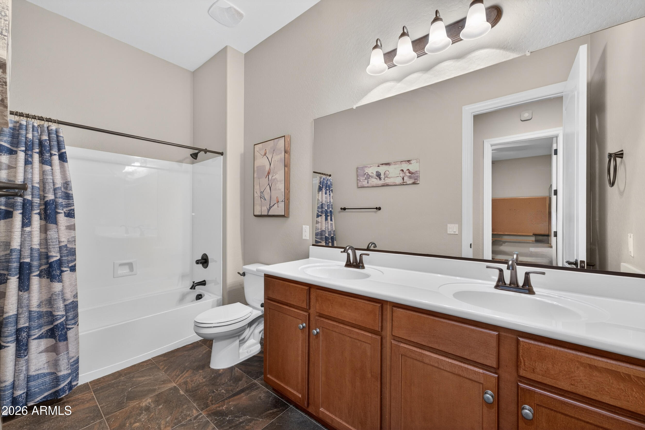 ARTESIAN RANCH - Residential