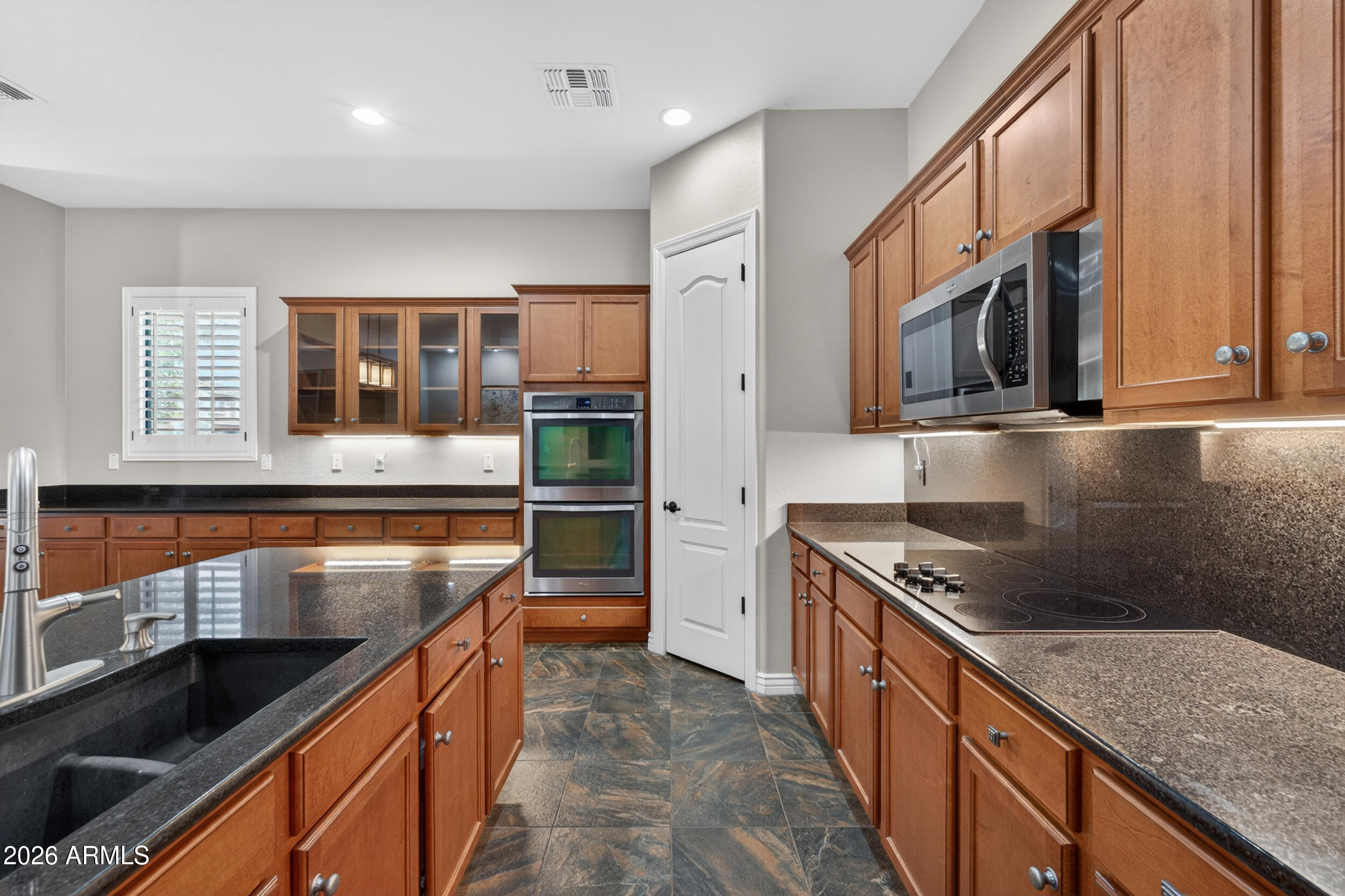 ARTESIAN RANCH - Residential