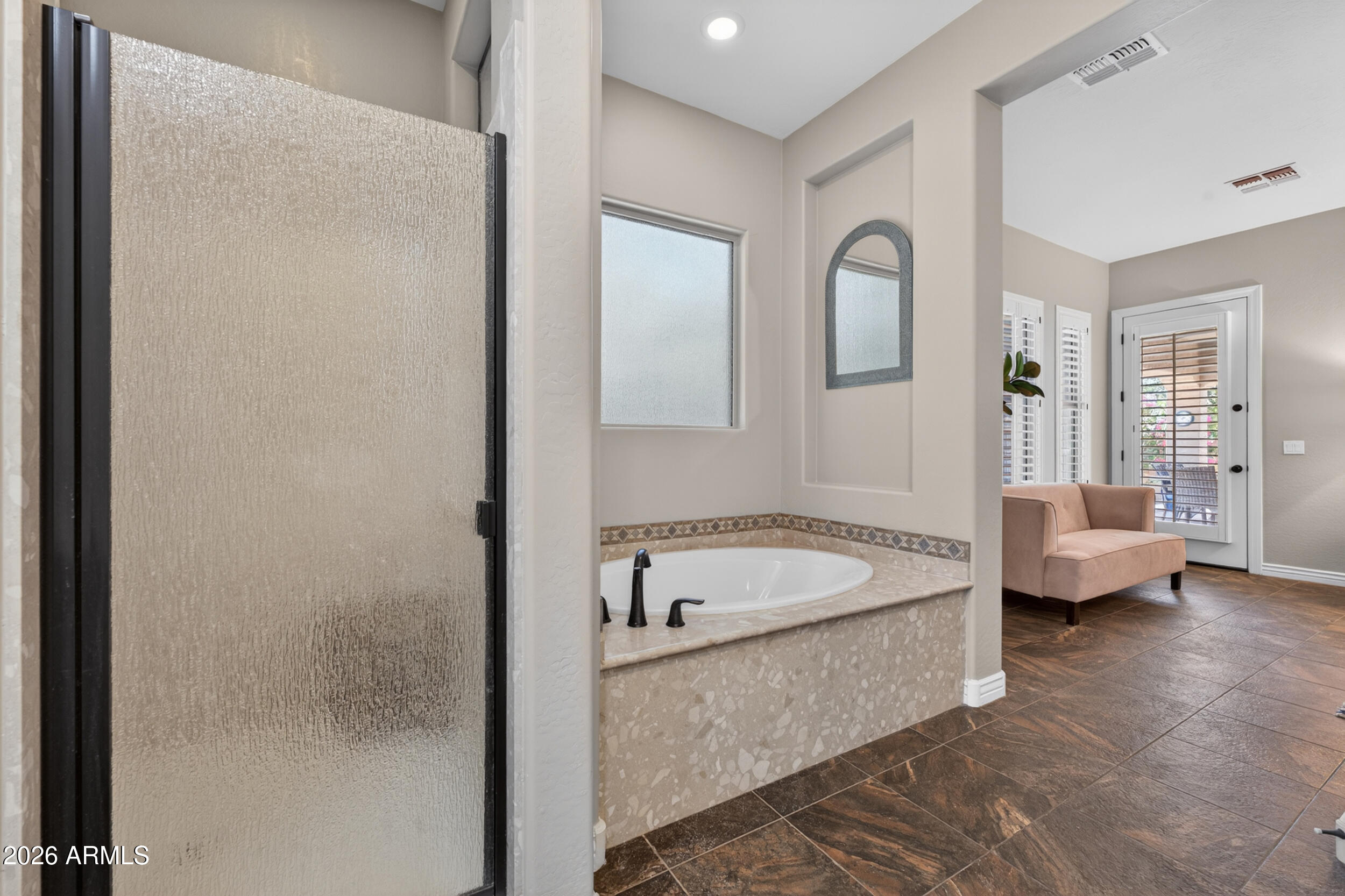 ARTESIAN RANCH - Residential