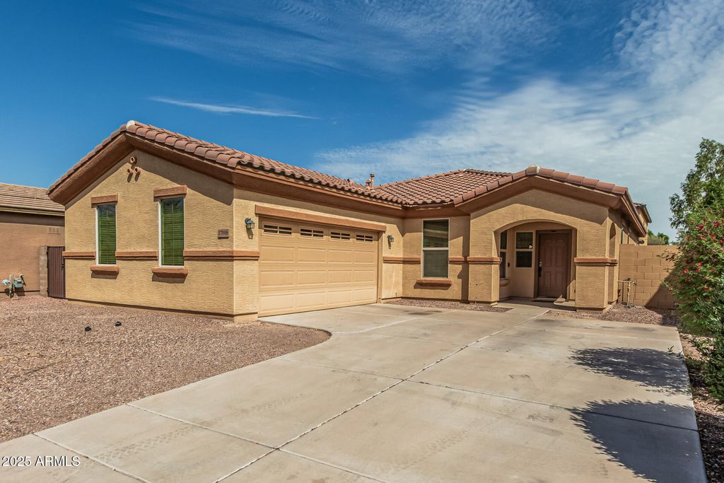 Photo of 17008 W Shiloh Avenue, Goodyear, AZ 85338 (MLS # 6914621)