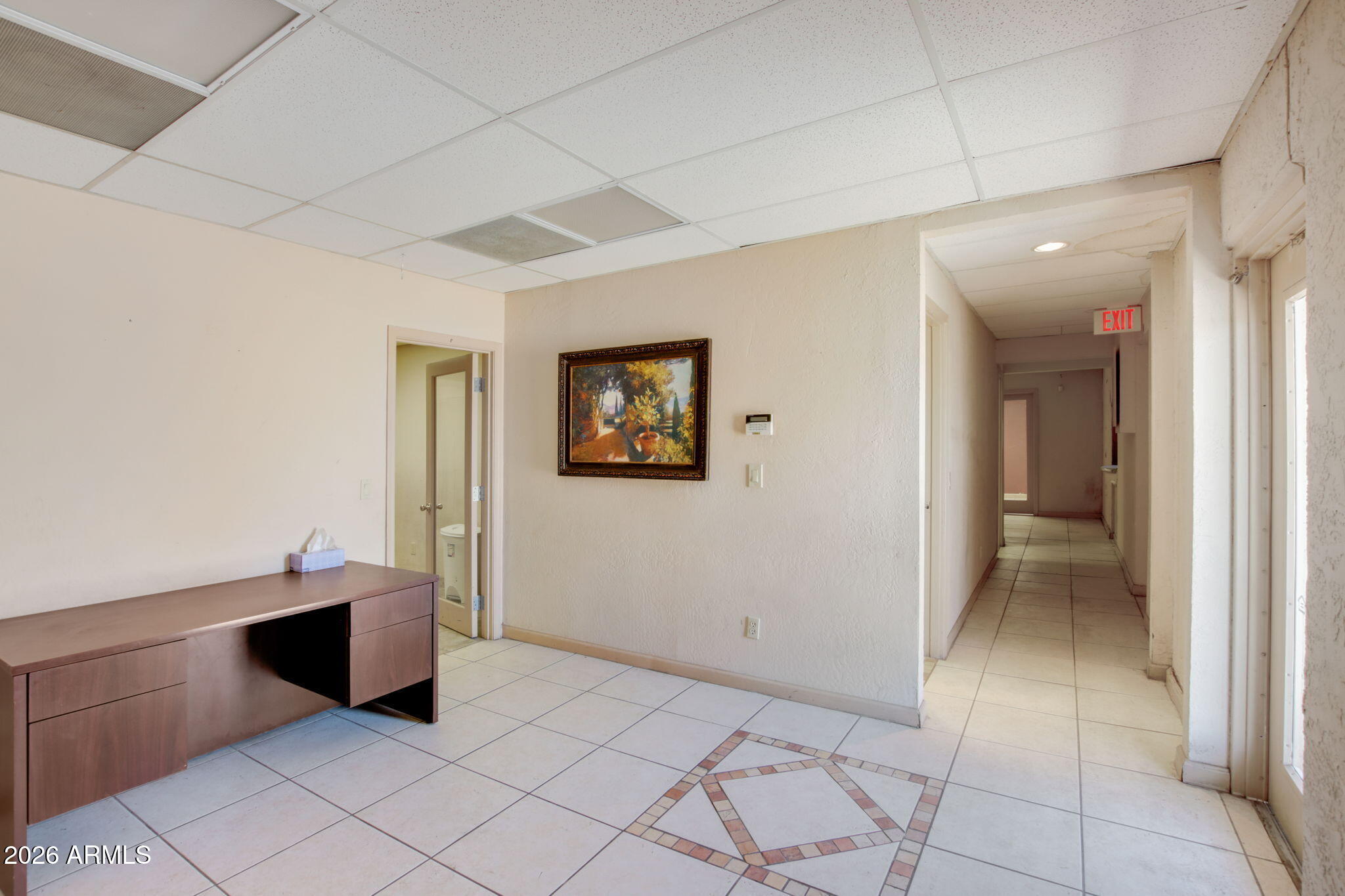 4496 N BLACK CANYON Highway