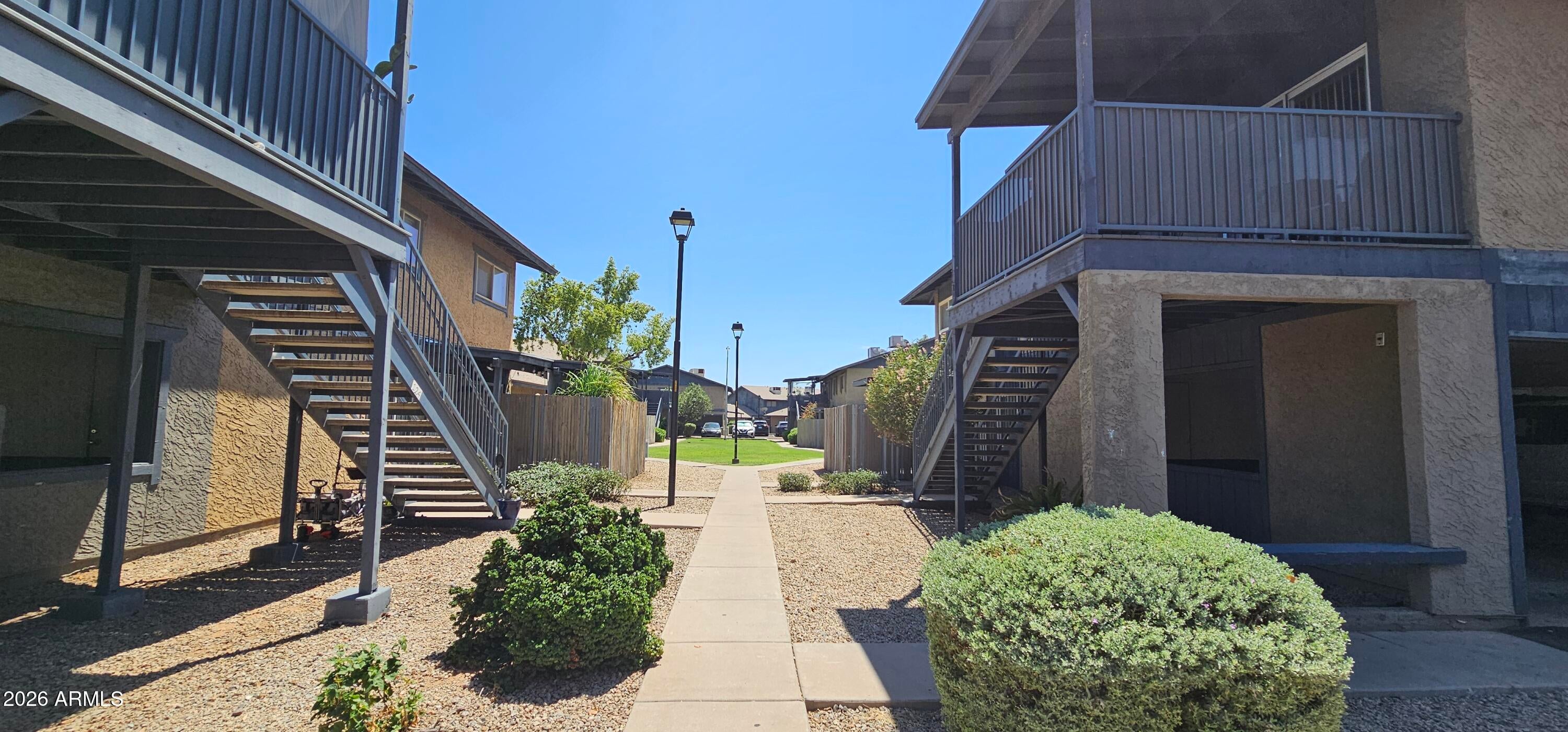 286 W PALOMINO Drive 120