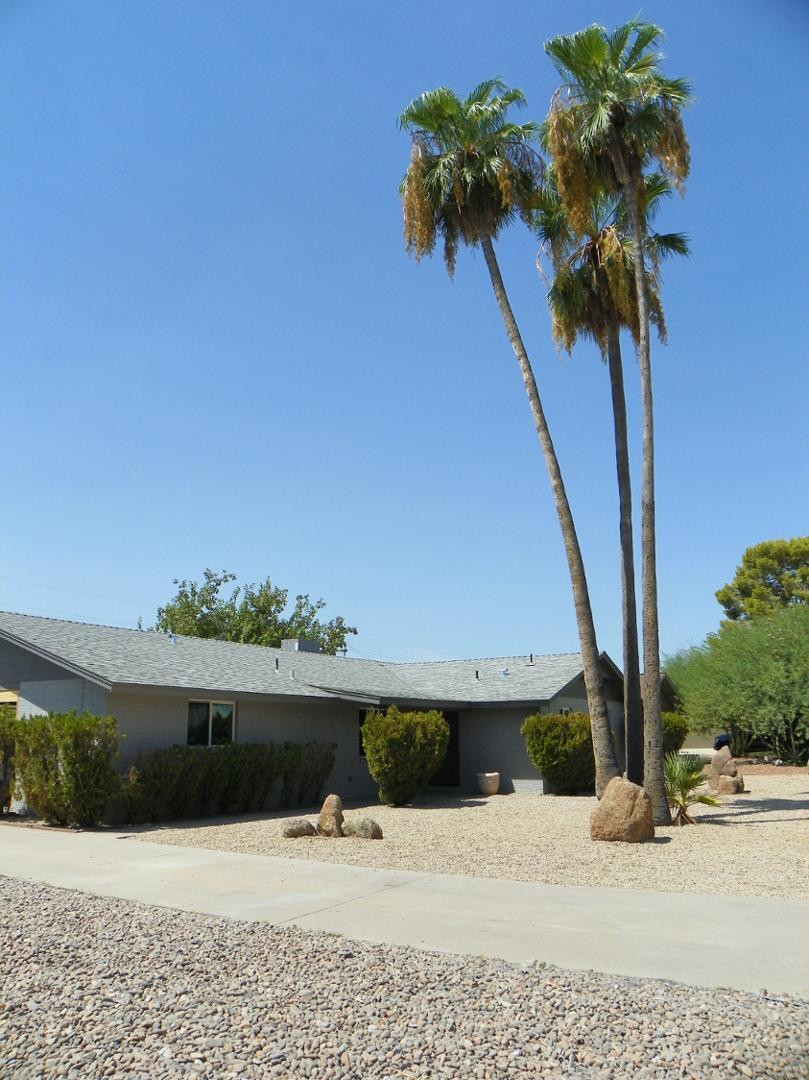 8337 E Meadowbrook Avenue