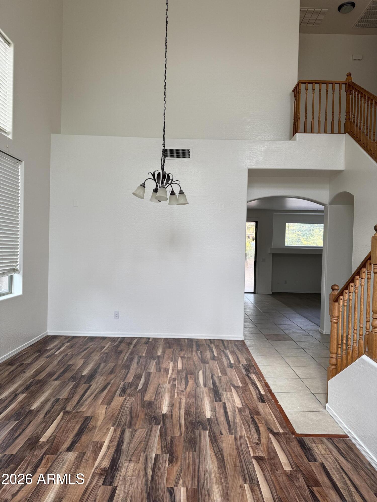 44188 W Buckhorn Trail