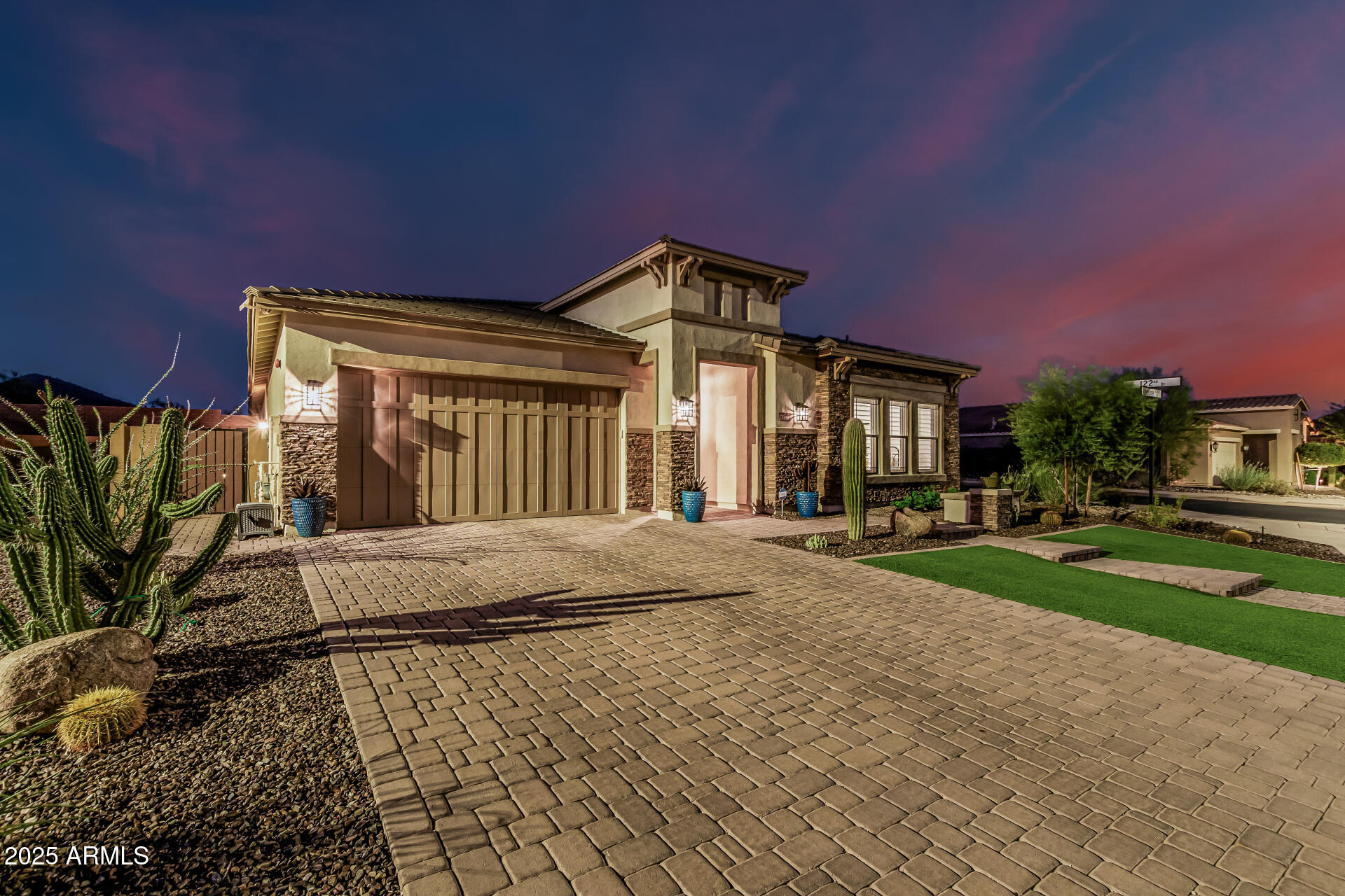 12238 W CREOSOTE Drive