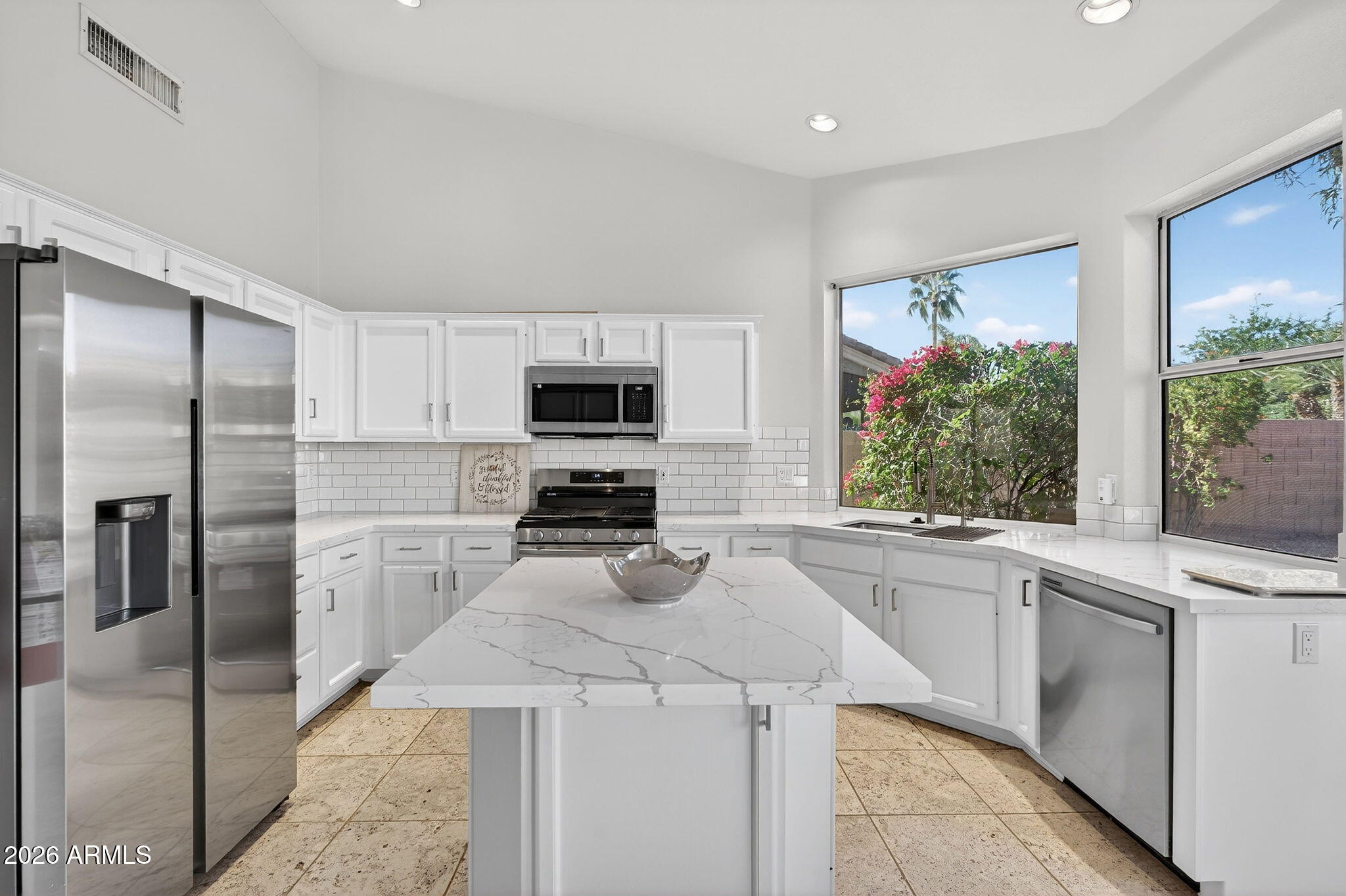 5434 E CAMPO BELLO Drive