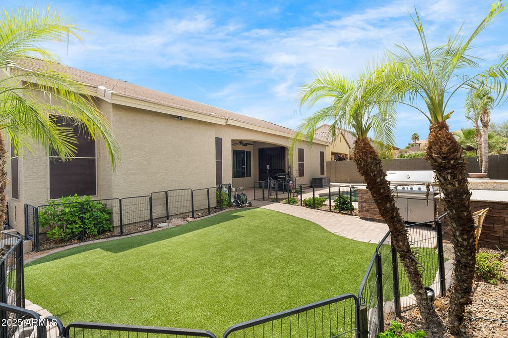 Photo of 11958 W Villa Chula Lane, Sun City, AZ 85373 (MLS # 6864101)