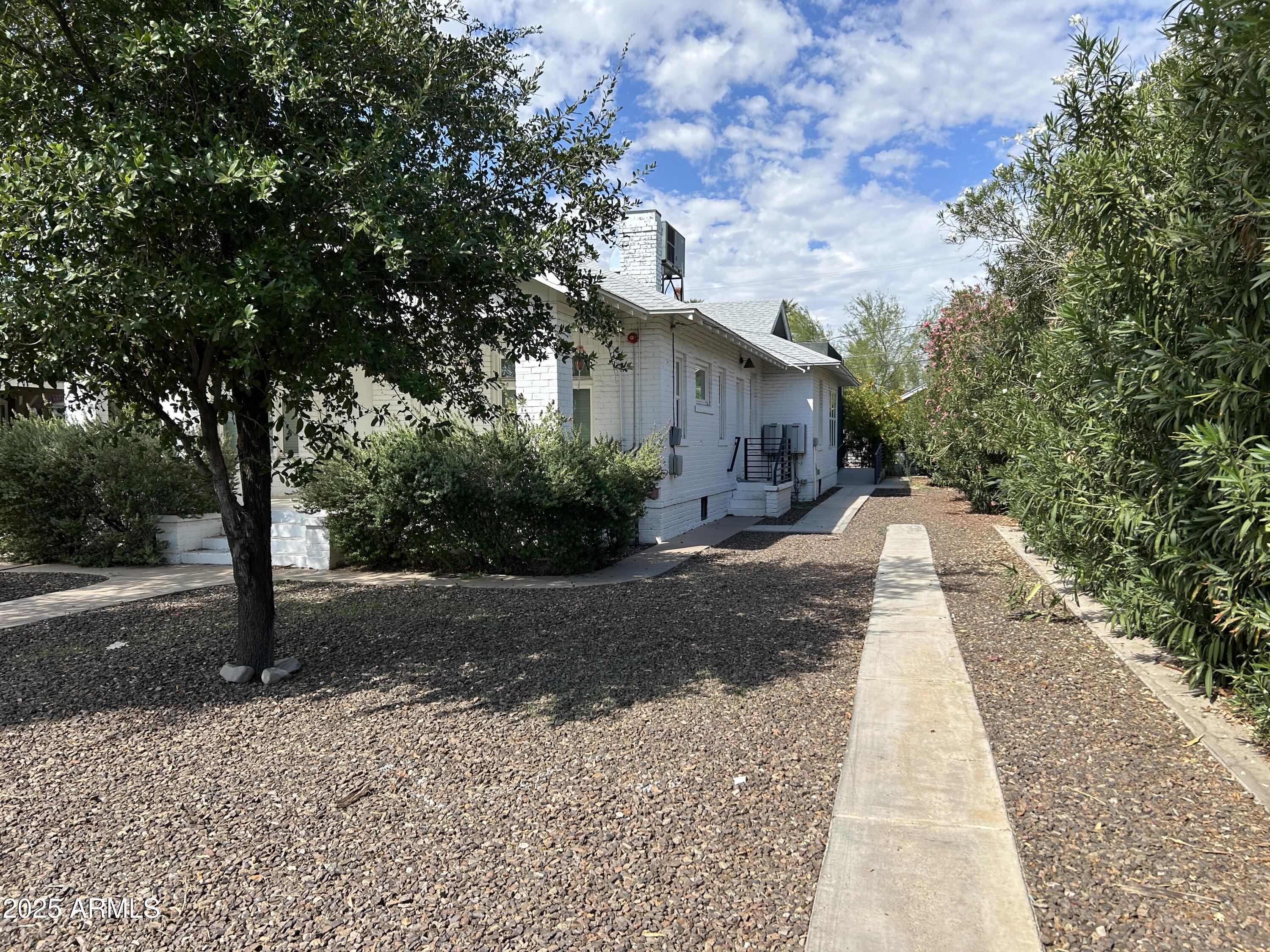 526 W CULVER Street B