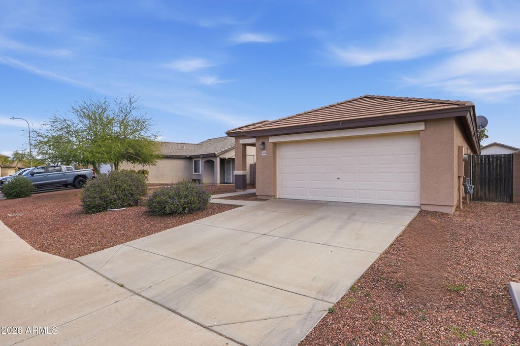 Photo of 10809 W Rio Vista Lane, Avondale, AZ 85323 (MLS # 6976025)