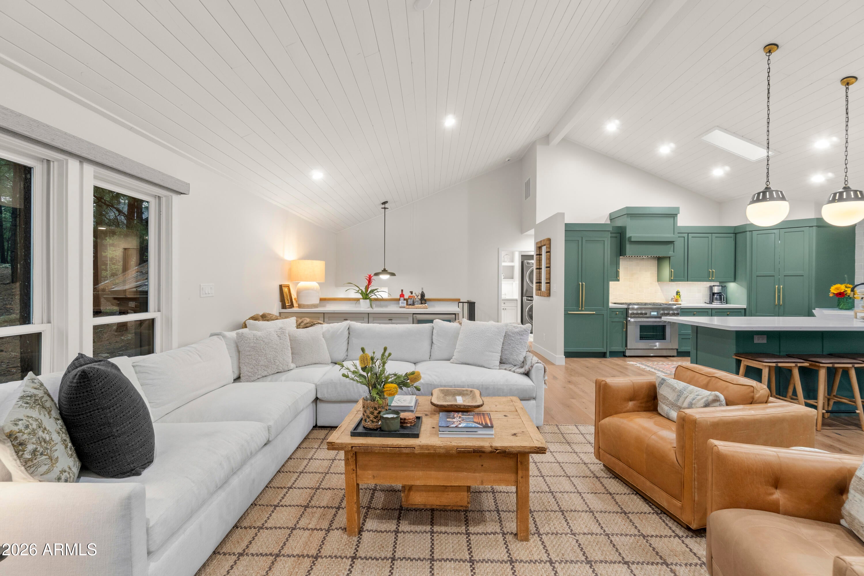 5757 GRIFFITHS Spring