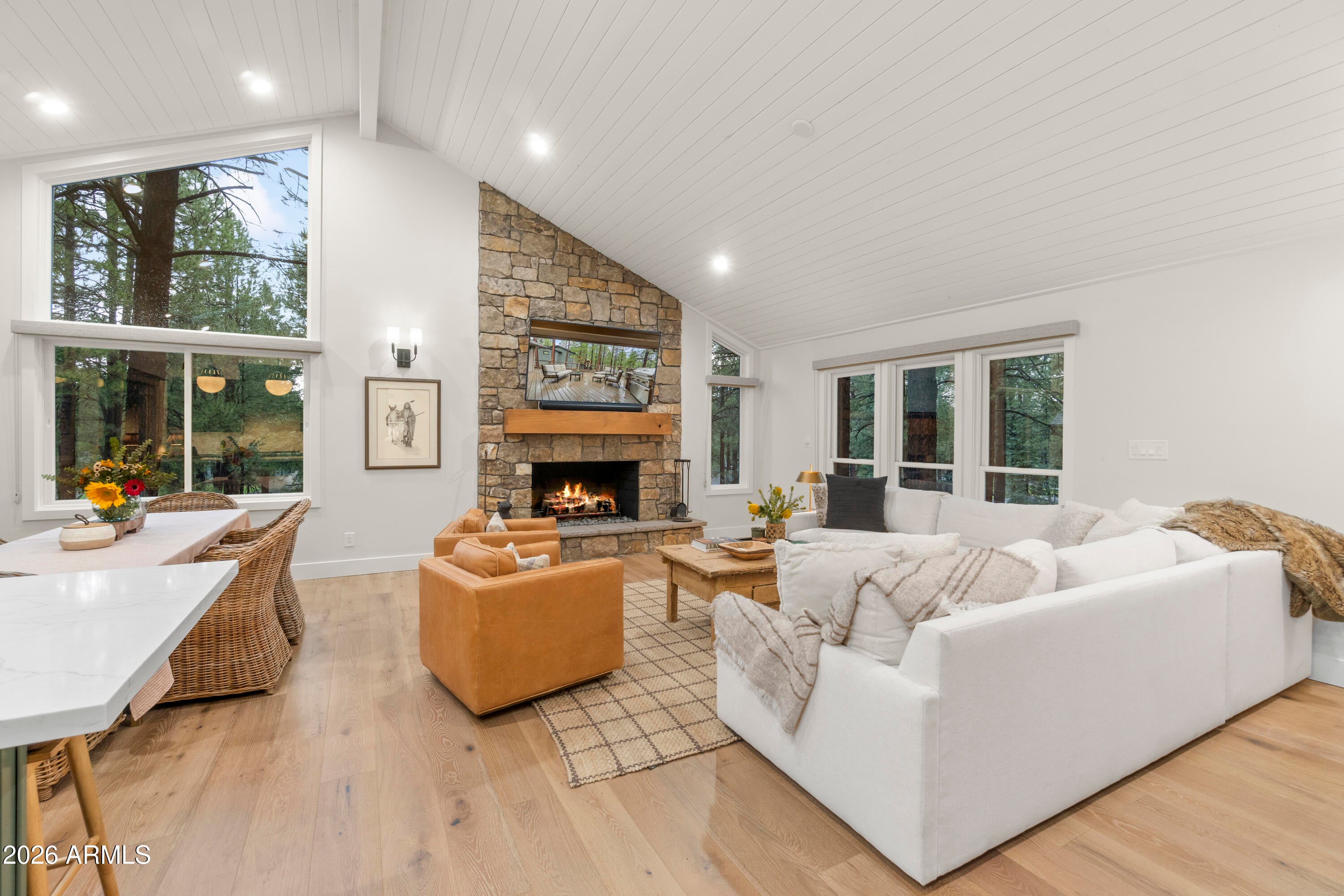 5757 GRIFFITHS Spring