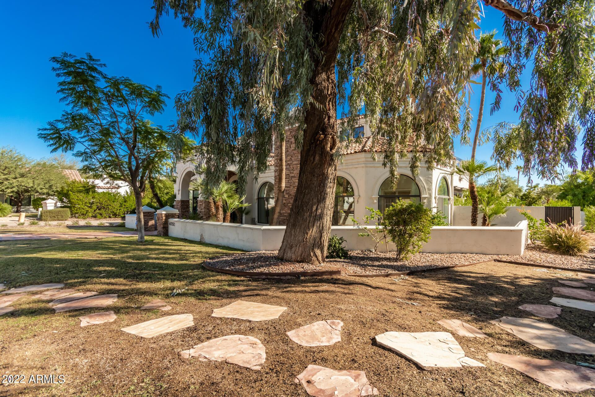 6352 E Vista Drive