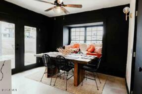 1055 E Whitton Avenue