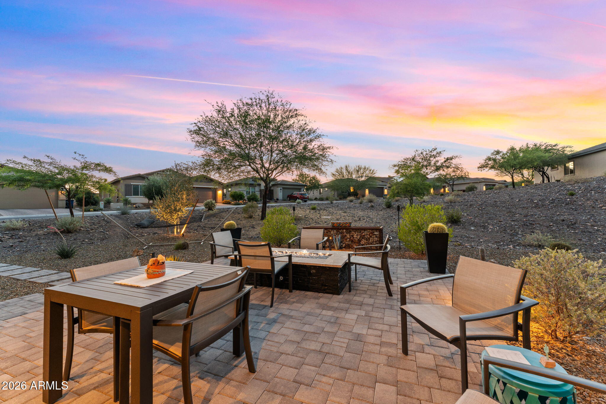3050 Tapaderos Drive