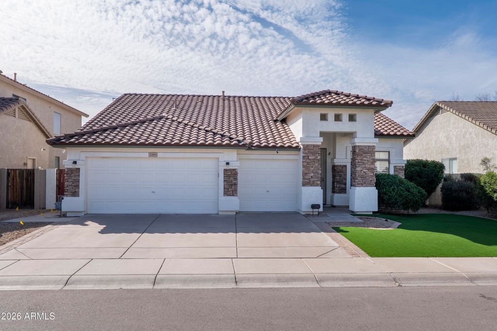 Photo of 2205 W Olive Way, Chandler, AZ 85248 (MLS # 6973566)
