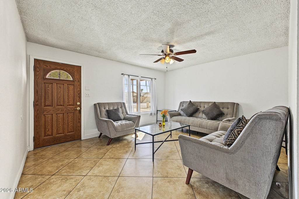 Photo of 8602 W Heatherbrae Drive, Phoenix, AZ 85037 (MLS # 7094976)