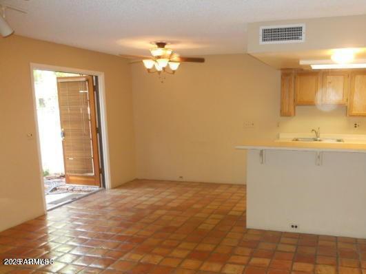 10424 N 11TH Place 2