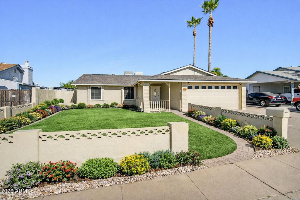 Photo of 1274 W Nopal Place, Chandler, AZ 85224 (MLS # 6976504)