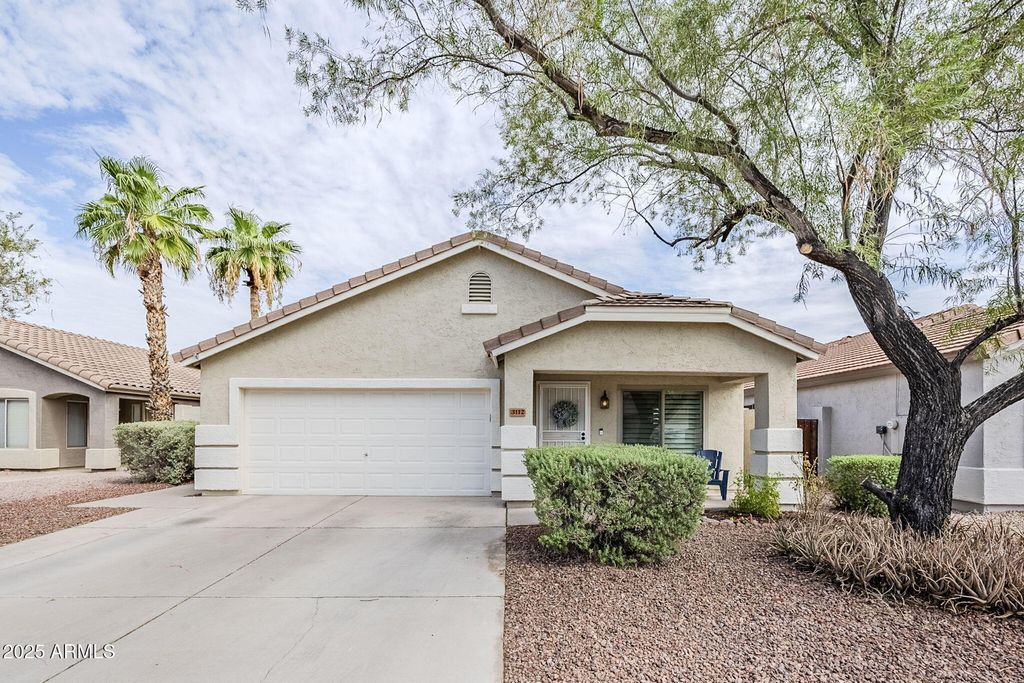 Photo of 3112 E Millbrae Lane, Gilbert, AZ 85234 (MLS # 6916747)