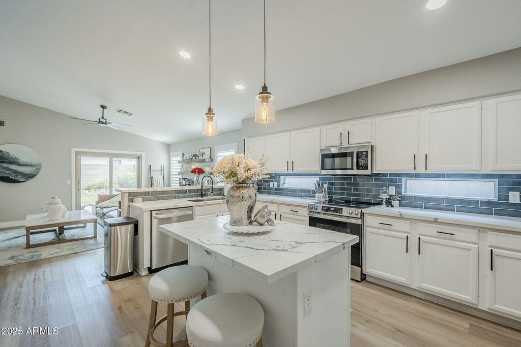 Photo of 3112 E Millbrae Lane, Gilbert, AZ 85234 (MLS # 6916747)