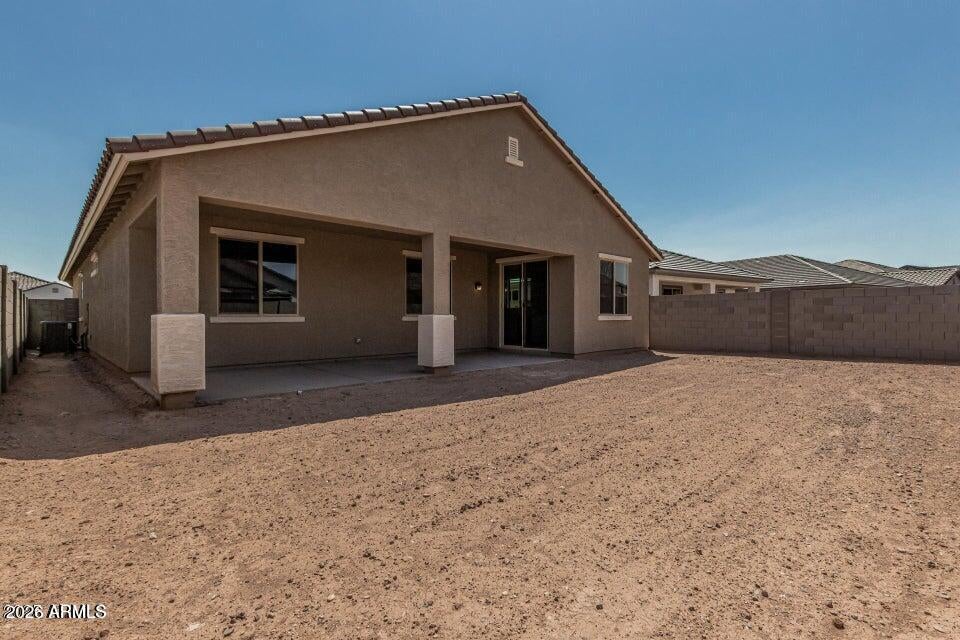 18348 W VILLA HERMOSA Lane