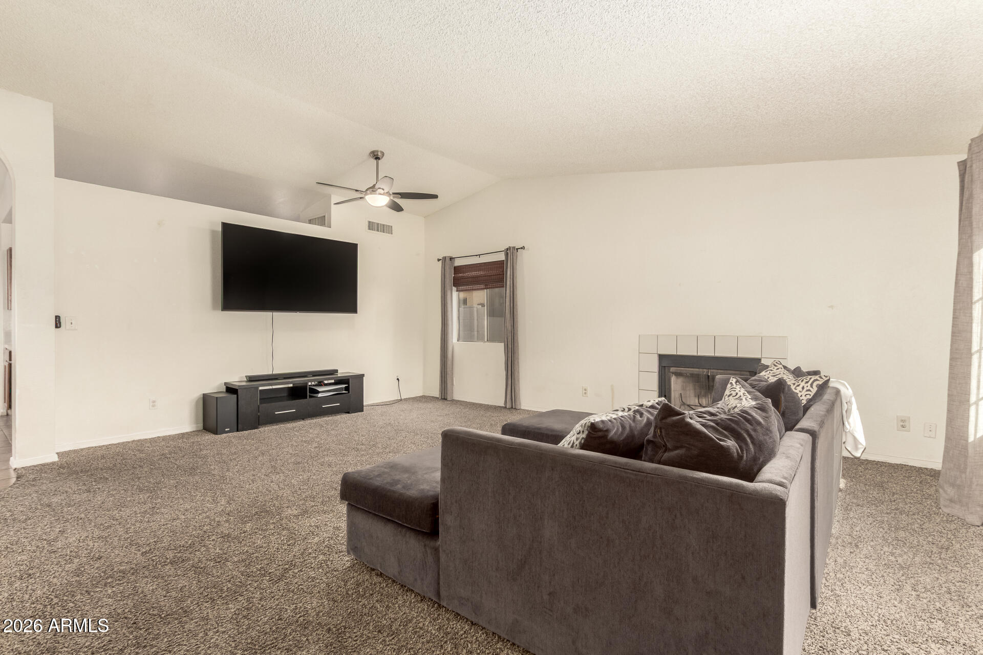 8738 W SHERIDAN Street