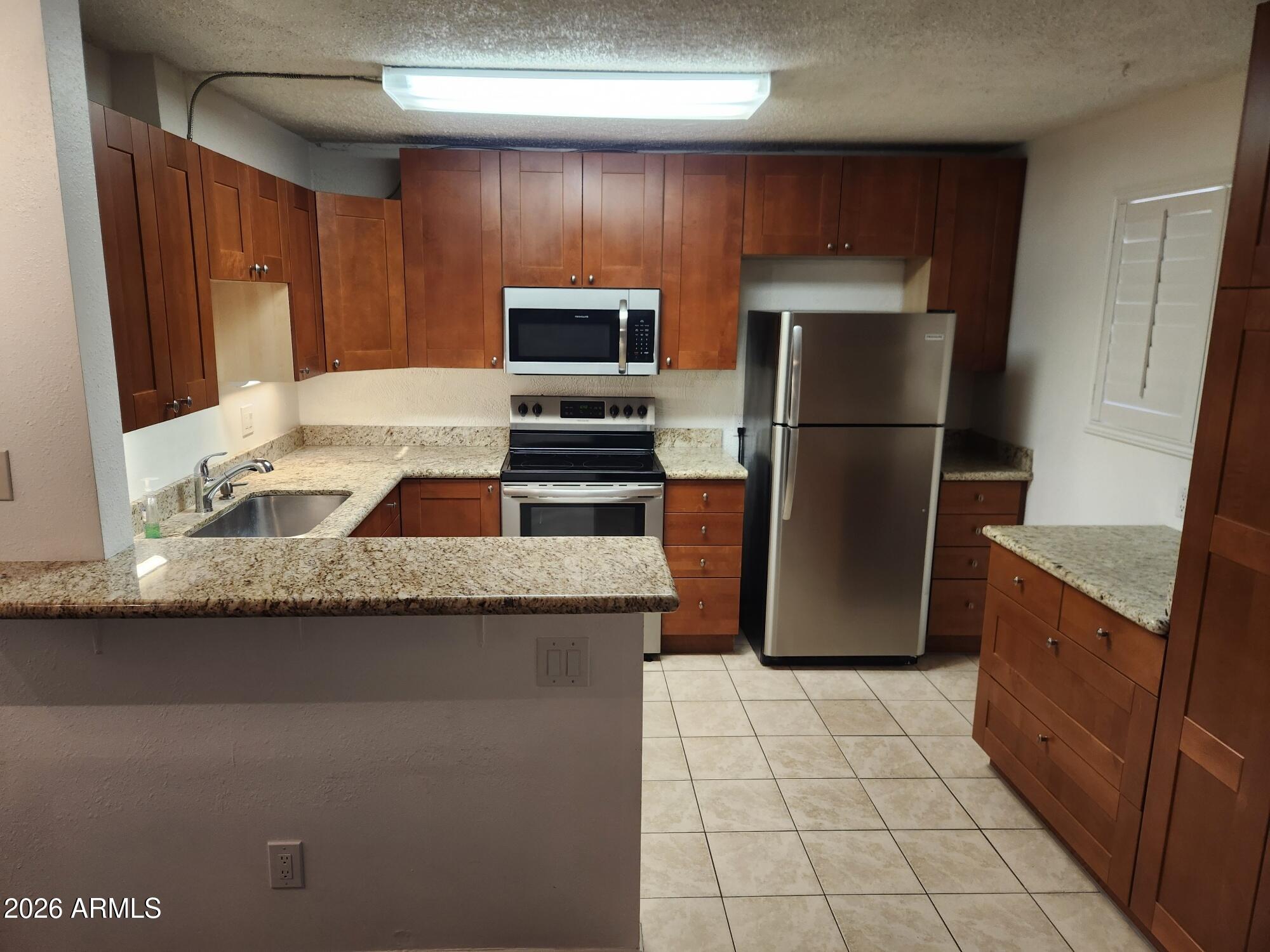 3230 E PINCHOT Avenue 3